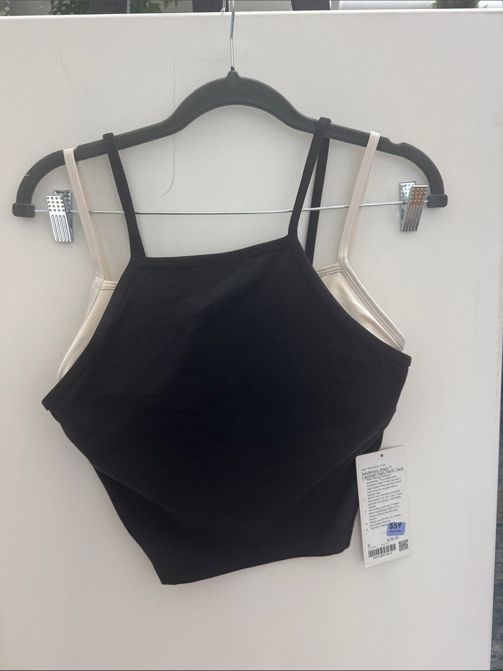 lululemon athletica Black Crop Tank with Cream Inner Straps Size 8
